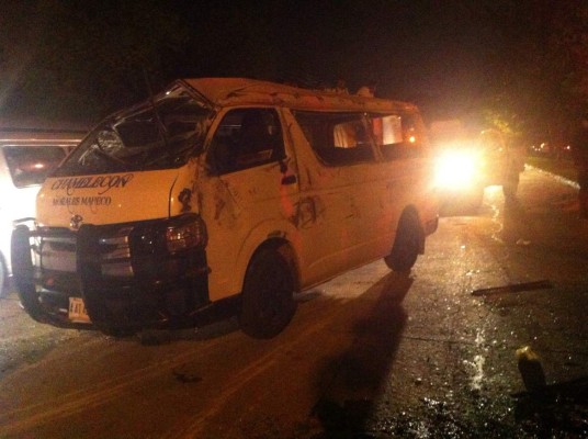 Al menos cinco heridos tras volcar rapidito en San Pedro Sula