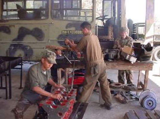 Ofrecen un atractivo servicio militar