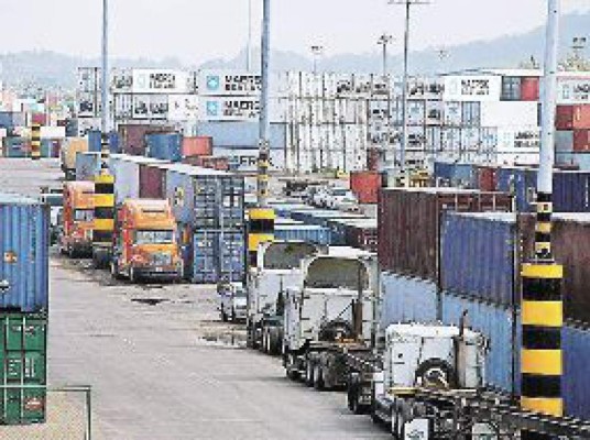 Cortés estrenará mega puerto