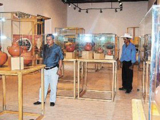 Construyen centro turístico de alfarería lenca