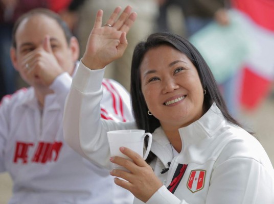 Keiko Fujimori promete respetar resultados del balotaje presidencial en Perú