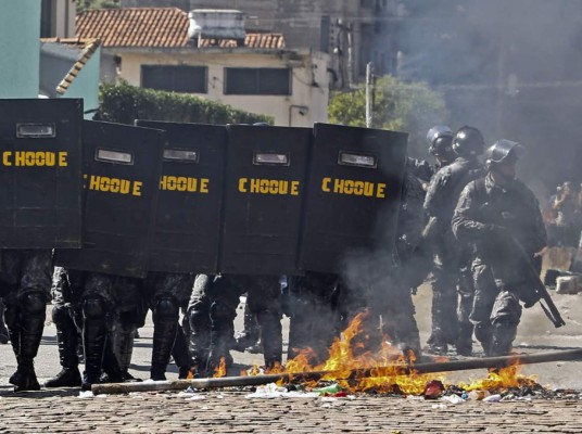 Protestan en Sao Paulo y Río de Janeiro en el día inaugural del Mundial