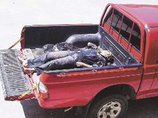 Tres personas ahogadas al caer en quinel