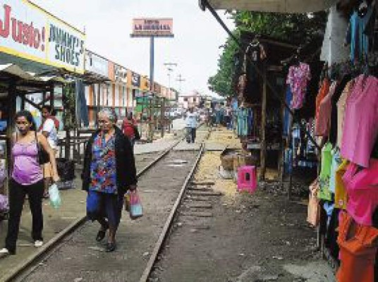 200 buhoneros nuevos en el centro de la ciudad