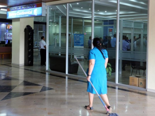 CNBS rinde informe tras cierre de Banco Continental