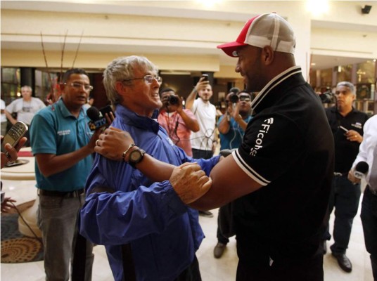 Visita sorpresa de Bora Milutinovic a la Selección de Honduras