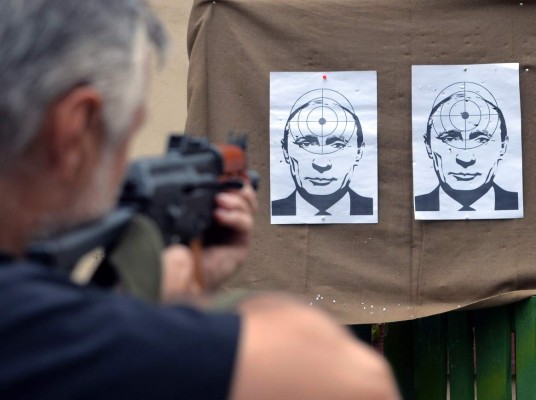 Putin llama a Ucrania a frenar guerra