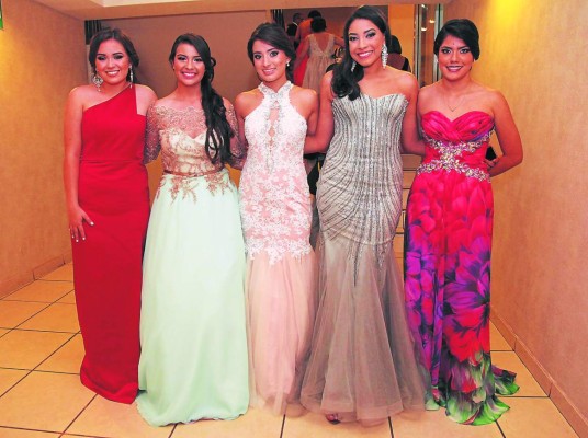 Graduación de DelCampo International School