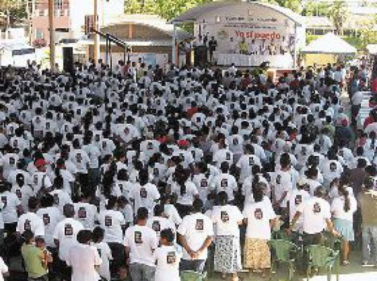 Disminuyen índices de analfabetismo