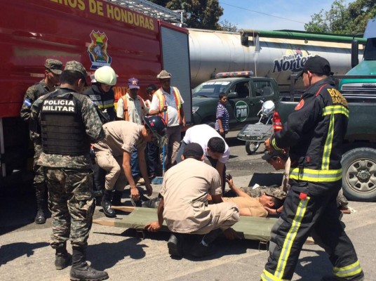 Tres policías militares heridos en accidente vial