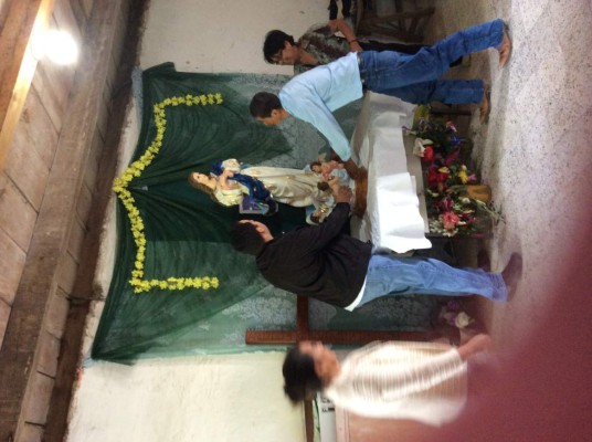 Entregan L3 millones para reconstruir iglesia de Gualcinse