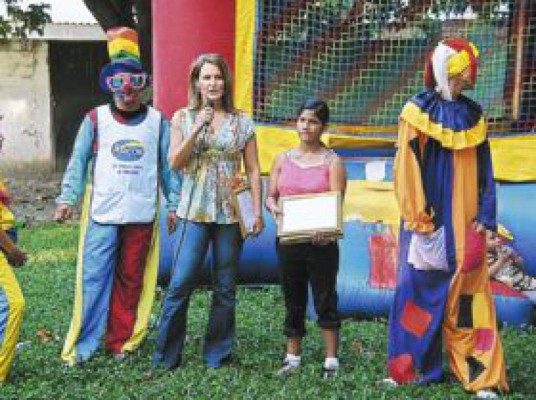 Hogar Emanuel estrena edificio