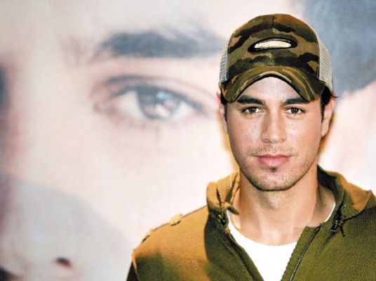 Iglesias escapa de concierto Exa