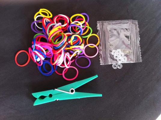 La fiebre de las pulseras de goma