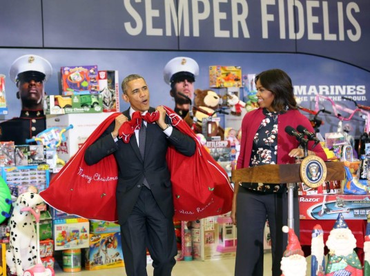 Confunde a Michelle Obama con dependienta de una tienda