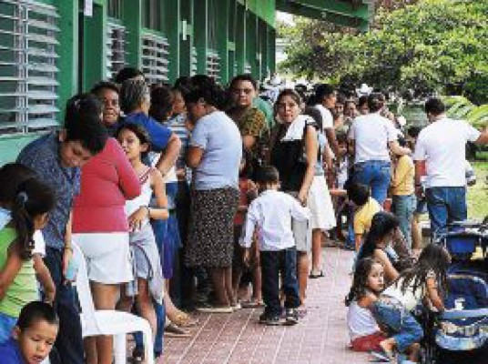 Llevan salud al Valle de Sula