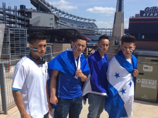 Copa Oro: Hondureños ponen el ambiente en Boston