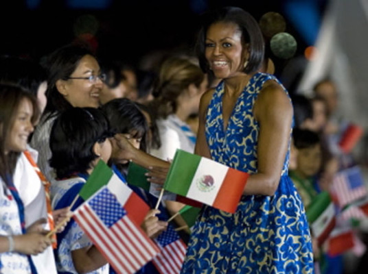 Michelle Obama inicia visita a México