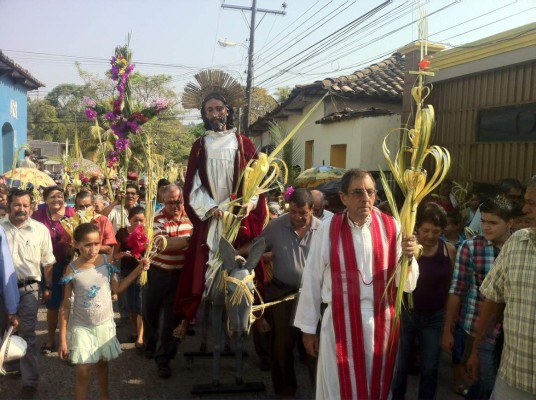 'El Domingo de Ramos es un acto público de la fe”
