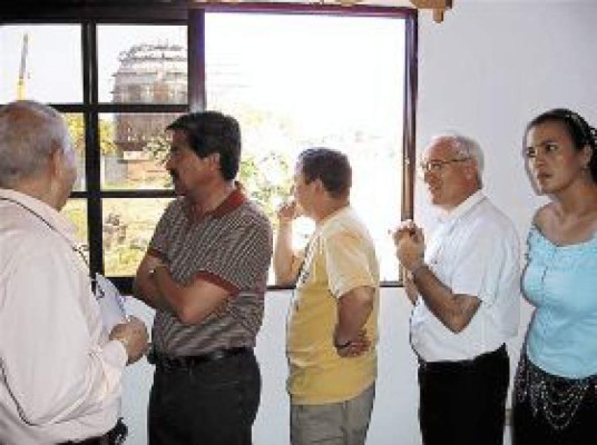 Iglesia respalda reubicación