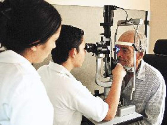 Atenderán a progreseños con problemas en la vista