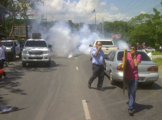 En desalojo termina protesta de maestros