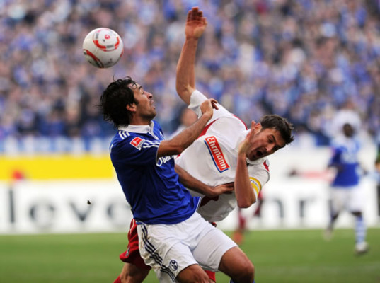 Bayern y Schalke ganan