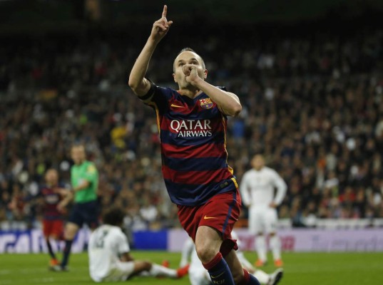 Futbolistas que han sido ovacionados por la afición rival