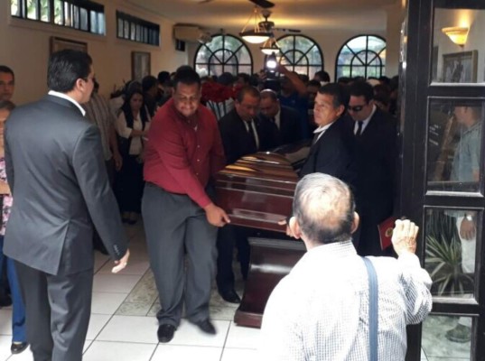 Honduras dice adiós a Jorge Montenegro