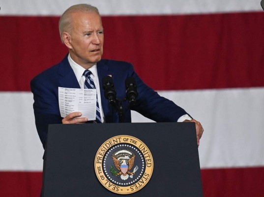 Biden propone presupuesto de $6 billones para 'reinventar' economía de EEUU