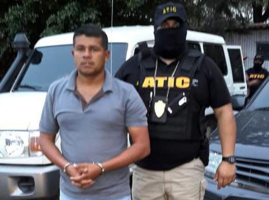 Dan de baja a militar investigado por crimen de Bertha Cáceres