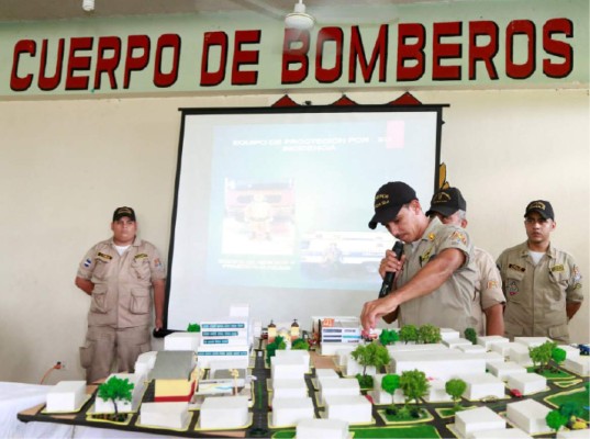 Con simulacro socializan nuevo manual de procedimiento del Cuerpo de Bomberos