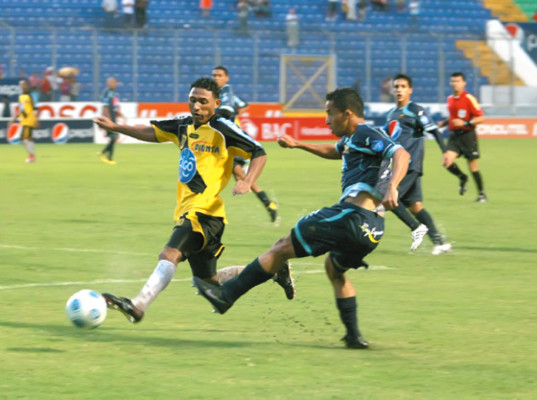 Cabrita salvó al Motagua