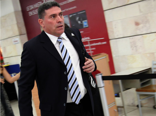 Luis Suárez volvió a Honduras tras el sorteo del Mundial