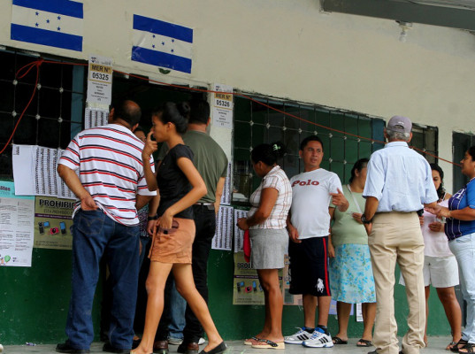 Fervor catracho en las calles por desarrollo de elecciones en Honduras