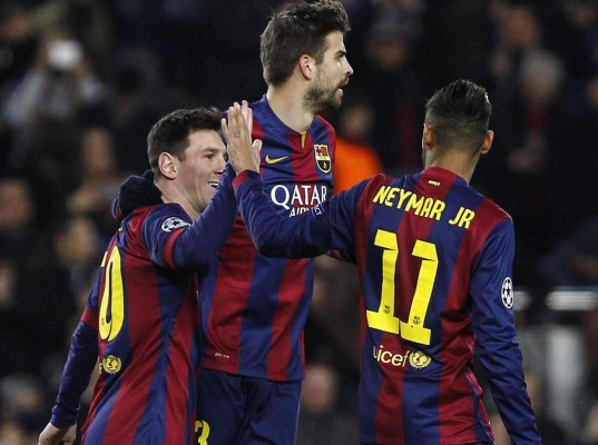 El tridente Messi-Neymar-Suárez da el liderato de grupo al Barça