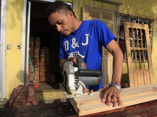 Mipymes reconocen la necesidad de reforzar la atención al cliente y aprender el inglés