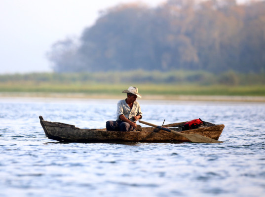 Un vistazo sobre los espejos del Lago de Yojoa