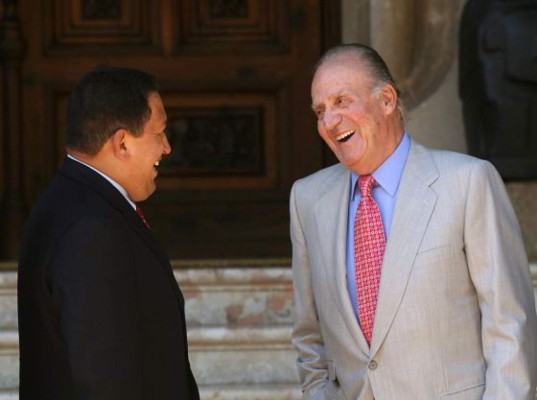 El Rey de España recibió a Chávez en su palacio de verano