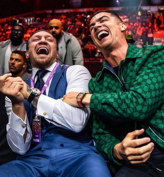 Cristiano Ronaldo y Conor McGregor son muy buenos amigos. Los deportistas se la pasaron a lo grande en la velada boxística.