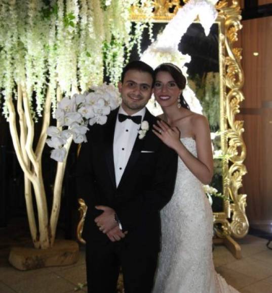 José Andrés Zummar y Jackie Ross Diek se casaron en la boda más fastuosa en decoración y detalles en este 2017.
