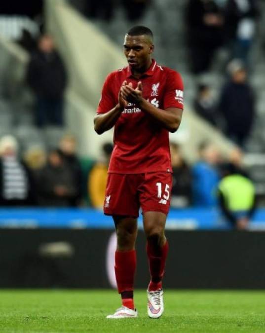 Daniel Sturridge: El delantero inglés estaría saliendo del Liverpool para la próxima temporada, el propio entrenador Klopp lo confirmó. 'Es posible, ya veremos. No hablo de contratos, incluso si terminan después de la temporada', indicó.