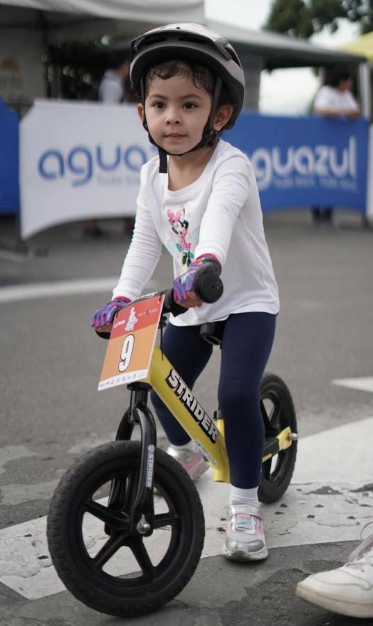 Sofía Wu, la primera ganadora en la Vuelta Ciclística Infantil LA PRENSA 2024.