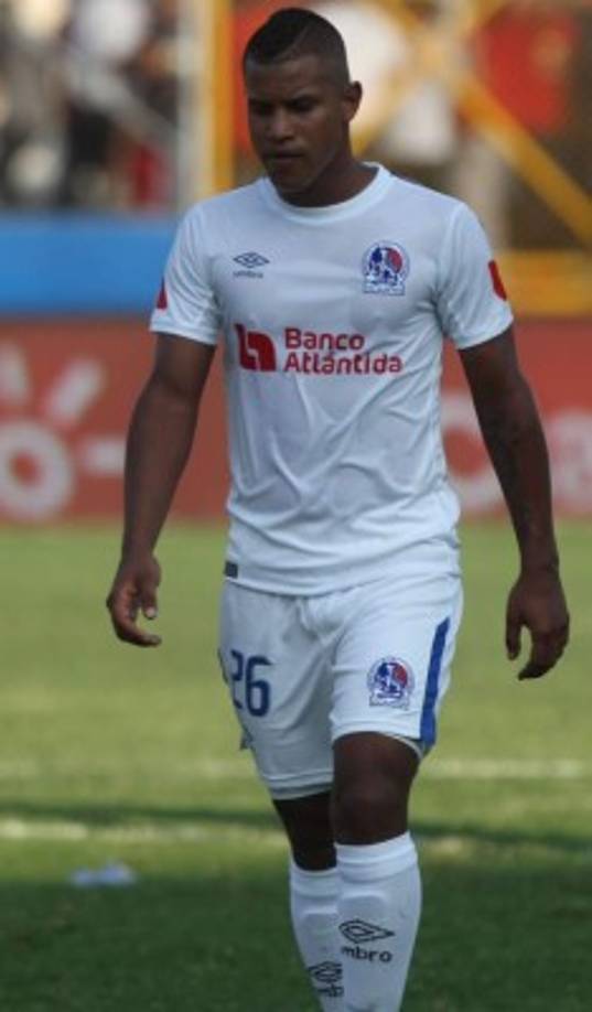 Óscar Salas: El jugador anunció que no sigue en el Olimpia y el gerente deportivo del club informó que posiblemente el volante se marche al extranjero.