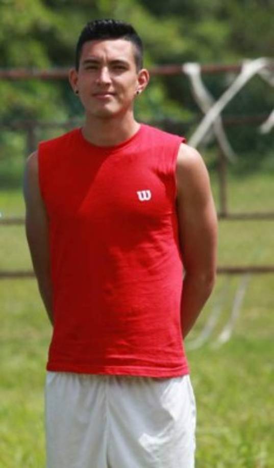 César Mauricio Escober: Delantero mexicano de 23 años de edad, ha llegado al Vida de La Ceiba en busca de recibir una oportunidad. Estuvo con reservas de Pumas.