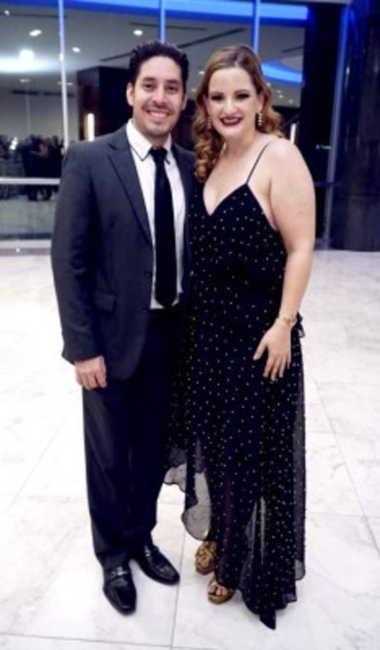 Nicólas Romero y Melissa Wolozny.