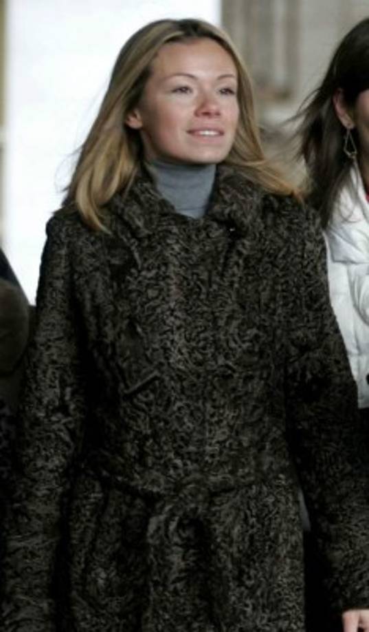 Se sabe menos acerca de la hija mayor de Putin, María. Según informes, recibió el nombre de la madre de Putin y estudió biología en la Universidad Estatal de San Petersburgo.