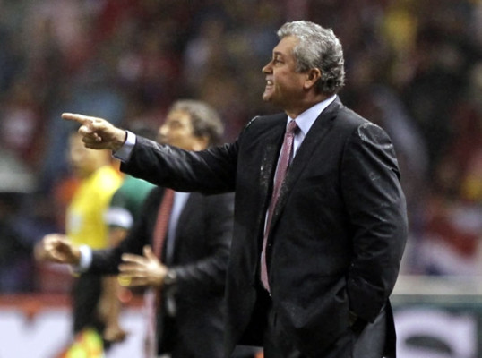 Vucetich confirma su despido como seleccionador de México