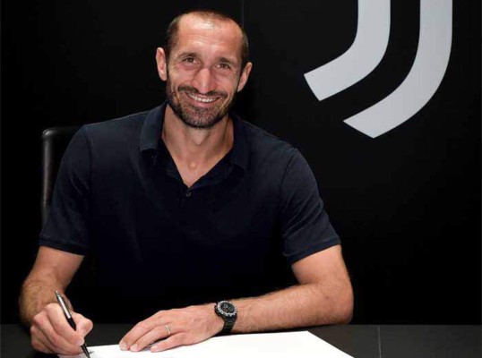 Giorgio Chiellini pone fin a los rumores y renueva con la Juventus