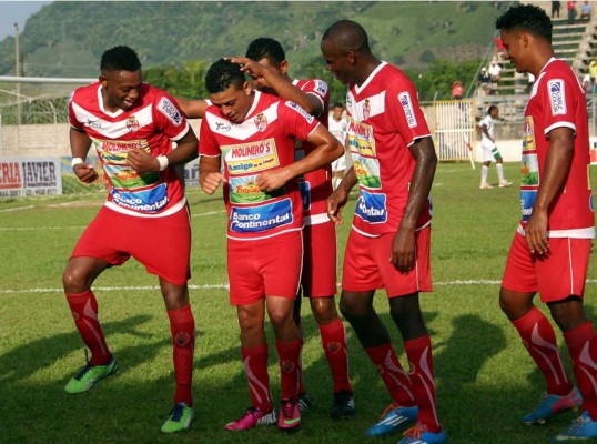 Real Sociedad recupera la alegría a costa del Platense